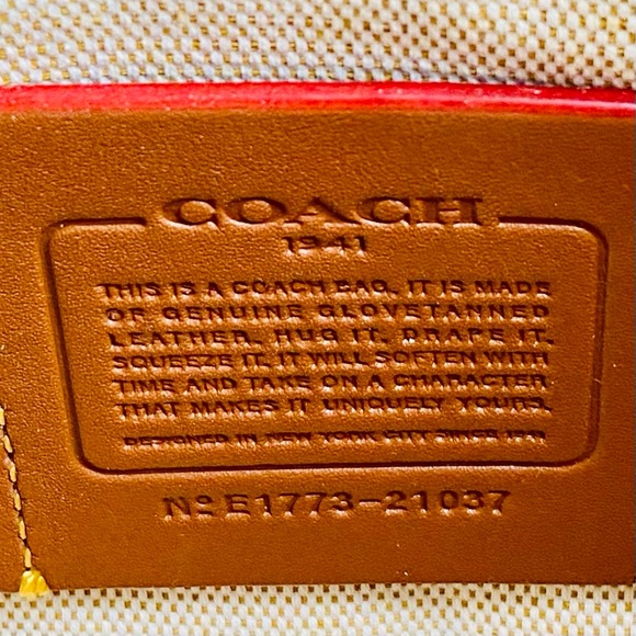 Coach 1941 Soho Crossbody Clutch 22037 Tea Rose Glovetanned Leather, Turquoise - Picture 7 of 7